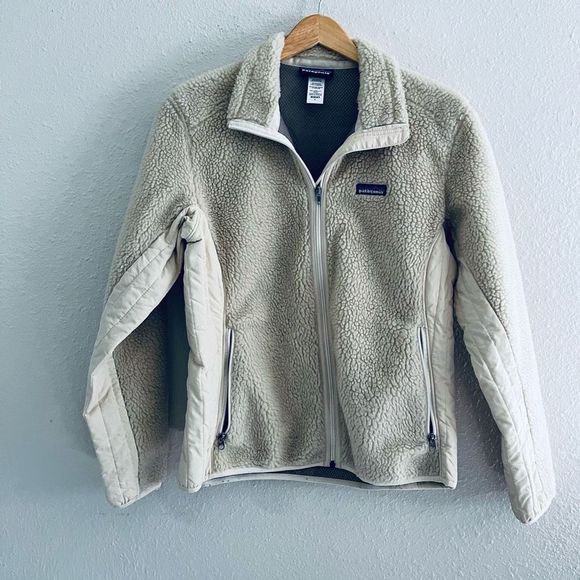 Patagonia Jackets & Blazers - Patagonia Retro-X Jacket In Natural Women’s Large